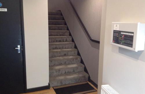 Rooms @ Number Six - Photo 22