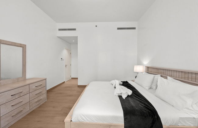 La Mer La Cote Bldg 2bdrms and Pool - Photo 5