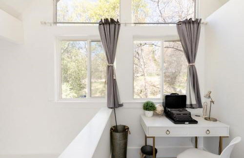 Sprocket Hollow Treetop A-Frame Log Cabin - Foto 20