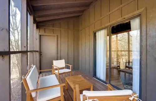 Secluded Studio Getaway with Outdoor Living and Trails Near Siloam Springs, Gentry, AR - Foto 3