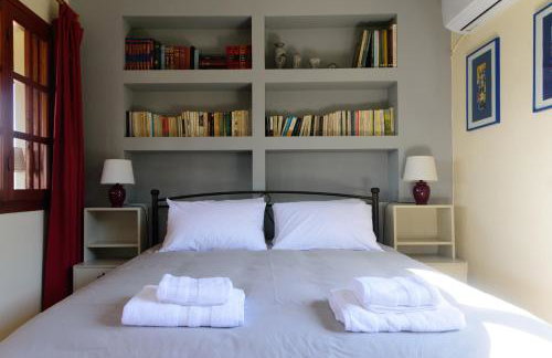 Eleni's House - Photo 30