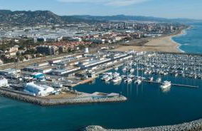 Precioso Dúplex con terraza a 5 minutos playa y 20 minutos de Barcelona - Foto 13