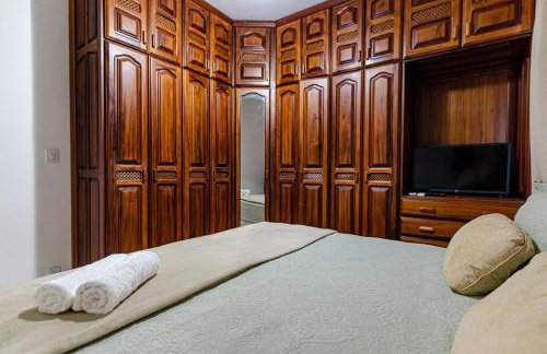 Excelente apartamento no melhor point de Itaúna a 100 m da praia - Foto 32