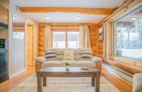 Tucked Away Timber Lower Suite - Foto 22