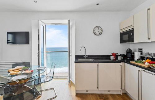 14 At The Beach, Torcross - Foto 11