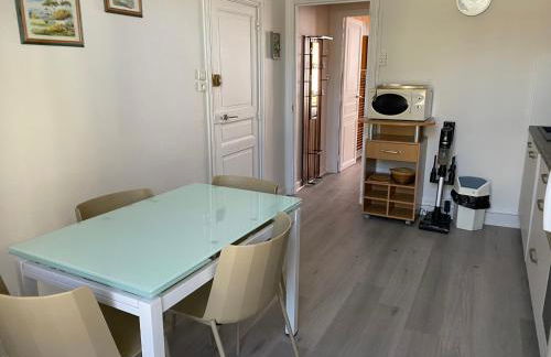 Appartement central à La Bourboule pour 4 pers - FR-1-858-25 - Foto 6