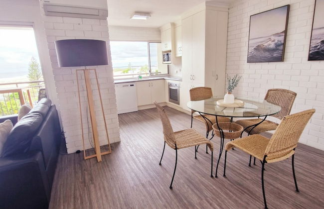 Joanne Apartments - Photo 32