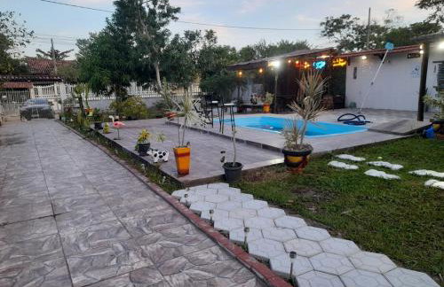 Casa de Veraneio Grande com Piscina, Churrasqueira e 4 quartos - Foto 3