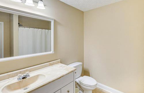 Remote Escape Lake Home with Dock in Sparta! - Foto 20