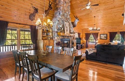 Weatherwood - Gorgeous Luxury Cabin with Spa! - Foto 4
