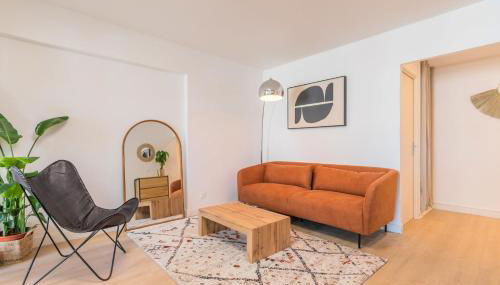 Spacious apartment with balcony and parking - Foto 3