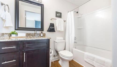 The Lofts at Cherry DT w Amenities - Foto 5