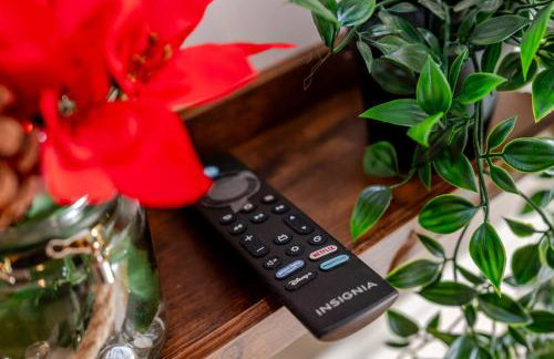 383 - 3BR Quincy - Chic House near Adams Park - Foto 39