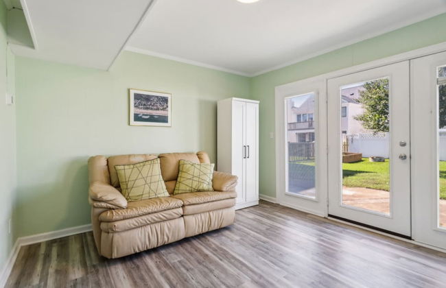 Beach Break Getaway in Virginia Beach - Photo 12