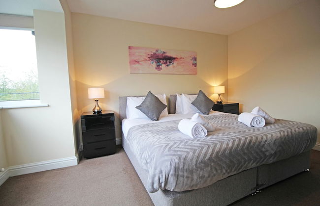 3 Bedroom Holiday Home With River Views - Photo 3