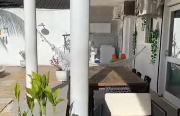 Casa Guarujá Esquina com Beira mar com Piscina grande na Enseada Pé na areia 50 metros - Foto 3