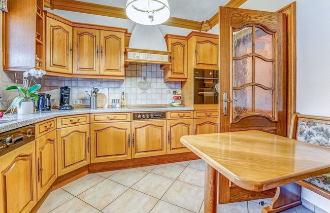 Spacious Flat in Adenau Near the Nurburgring - Foto 9