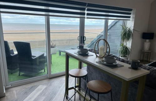 Beach View Apartment with balcony and sea view - pet friendly - Foto 12