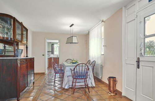 Casa Parbayón Encanto entre Jardines y Luz Natural - Foto 40