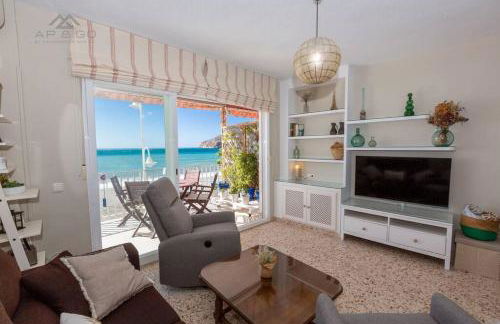 Szimple Magnific Seaviews - Photo 7