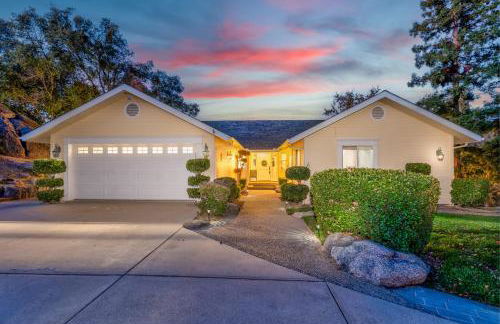 Yosemite Bass Lake VIEWS, 2 Homes, Games, Hot Tub - Foto 34