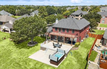 The Best of Lakeside Living - Luxury at its Finest - Photo 51