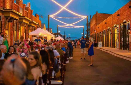 The Cullman Haus-Steps frm Cullman High-CHORE FREE - Foto 47