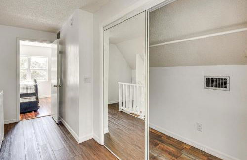 Walk to Lake George Quiet Nature Escape with Deck - Foto 18