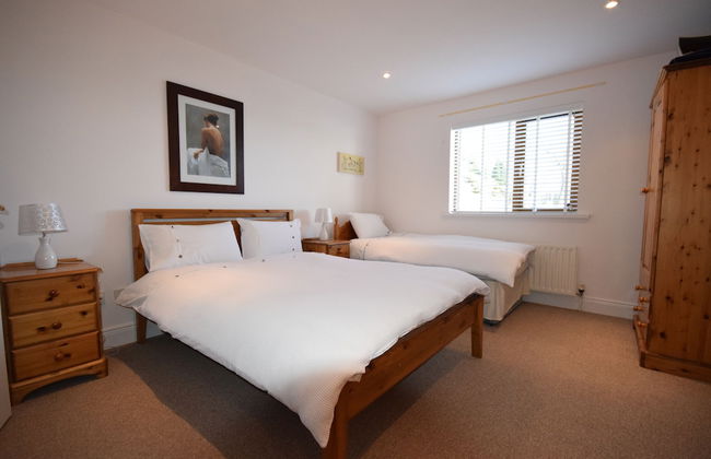 Inishclare Cottages - Photo 3