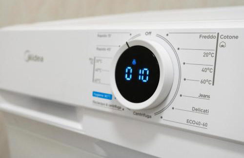 Arcimboldi's Nest - Close to Metro and Train - Foto 30