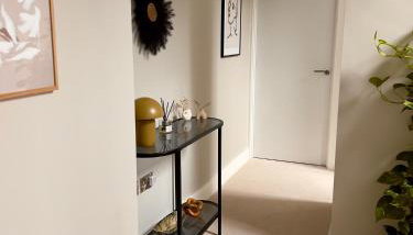 Lambert House - Photo 4