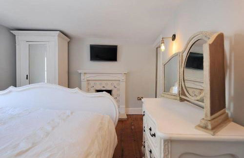 Little Monmouth 4 bedroom cottage, Old town Lyme Regis, dog friendly and parking - Photo 30