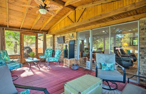 Cedar Creek Lake Home Private Dock and Hot Tub - Foto 25