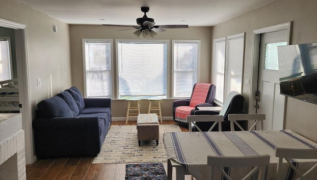 159 Pearl St 2 Bedroom Home - Foto 5, Zona de estar