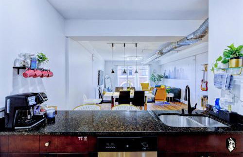 The Stallion #208 - Walk to Attractions - Modern Luxe Loft in Memphis Downtown with free covered gated parking - Foto 22