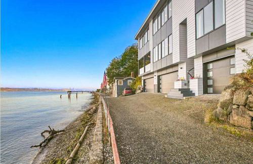 Waterfront Haven with Spectacular View in Bainbridge - Foto 30