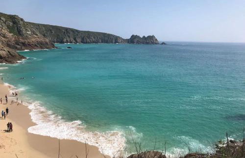 DRIFTWOOD - Super 1 Bedroom Home with Sea Views - Photo 31