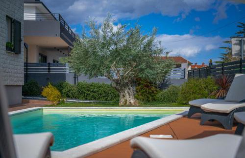 Villa Laura Krnica near Pula for 8 people - pet friendly with children playground - Foto 14