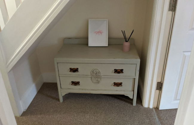 Pavilion House - Photo 3