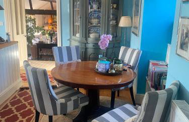 Upper House Stunning Country Home - Photo 13