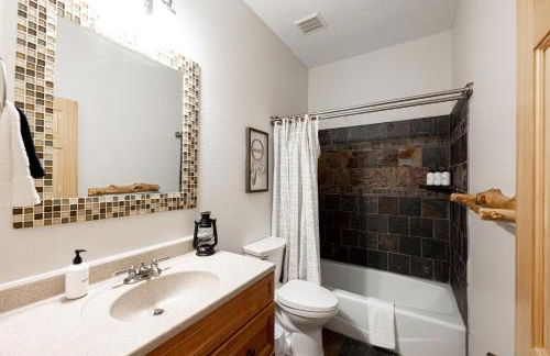 Iconic Log Cabin Escape - Idaho Springs - Hot Tub - Foto 12