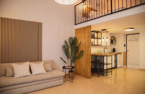 Aviothic Home - Photo 1