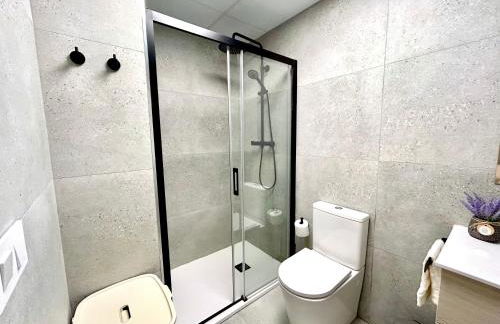 Convenient, Charming Apartment 15 Mins from City Center - Foto 3