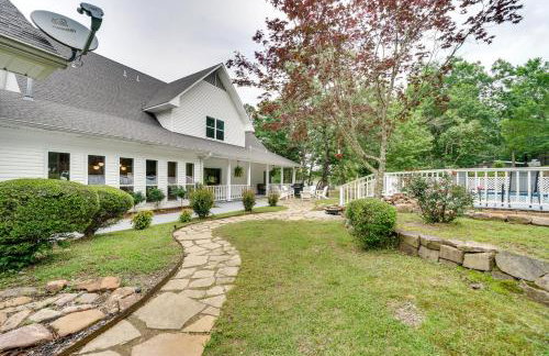 Spacious Getaway By Wolf Pen Gap 15 Acres and Pool! - Foto 29