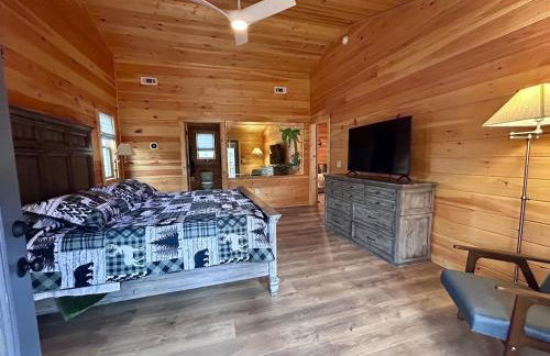 Riverfront Blue Jay Cabin - Foto 9