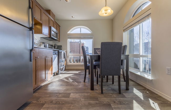 Domicile Suites at Elliott Bayview - Photo 14