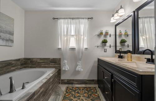 5 BedRooms Family retreat with GameRoom Near DC & Qunatico - Photo 31