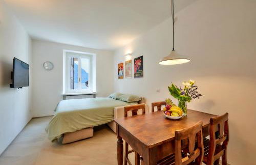 SISTERS' HOUSE - Foto 17