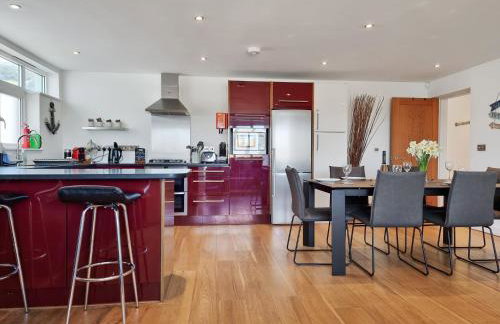 Point View - Award Winning Apartments with Private Parking - Foto 22