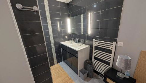 Bel appartement en RDC avec parking - Foto 5